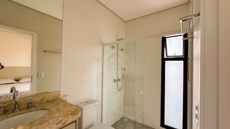 CASA EM CONDOMÍNIO À VENDA NA PRAIA DE JUQUEHY! - São Sebastião - 