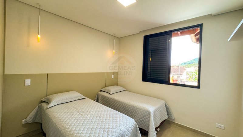 CASA EM CONDOMÍNIO À VENDA NA PRAIA DE JUQUEHY! - São Sebastião - 
