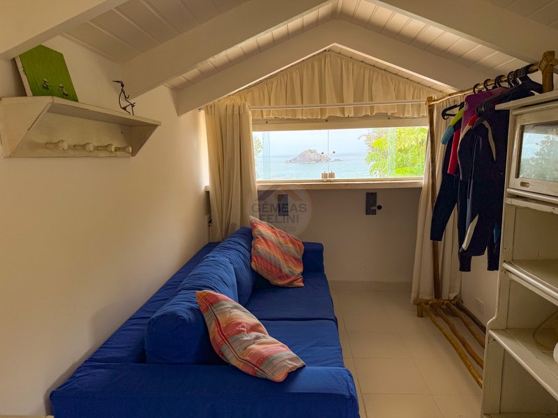 Casa P&eacute; na Areia na Praia de Juquehy com Piscina e Jardim - LOCA&Ccedil;&Atilde;O DI&Aacute;RIA  São Sebastião - 