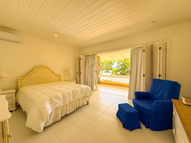 Casa P&eacute; na Areia na Praia de Juquehy com Piscina e Jardim - LOCA&Ccedil;&Atilde;O DI&Aacute;RIA  São Sebastião - 