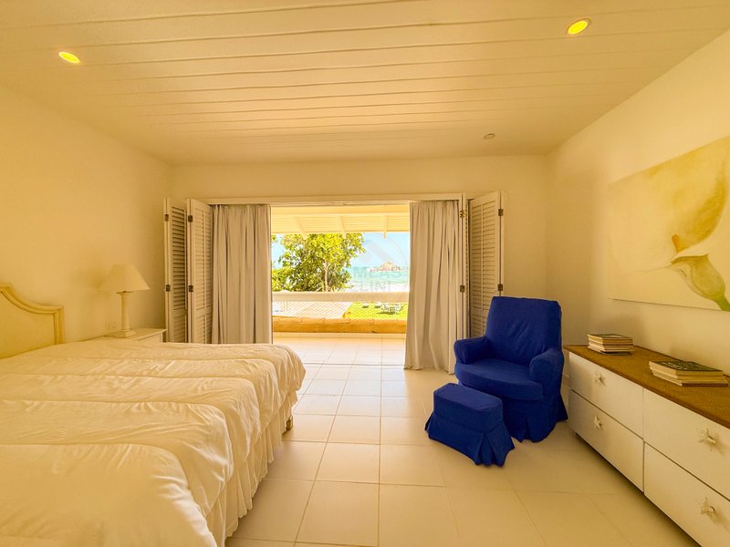 Casa P&eacute; na Areia na Praia de Juquehy com Piscina e Jardim - LOCA&Ccedil;&Atilde;O DI&Aacute;RIA  São Sebastião - 