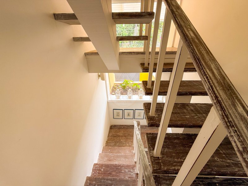 Casa P&eacute; na Areia na Praia de Juquehy com Piscina e Jardim - LOCA&Ccedil;&Atilde;O DI&Aacute;RIA  São Sebastião - 