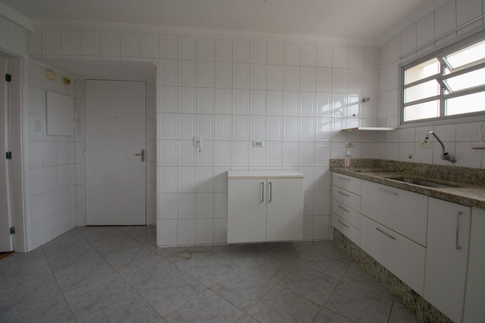 Apartamento à venda com 3 quartos - Foto 18