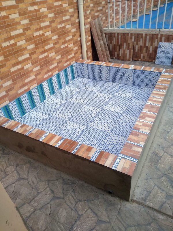 Rancho em Dois Corregos - DOIS CORREGOS - 