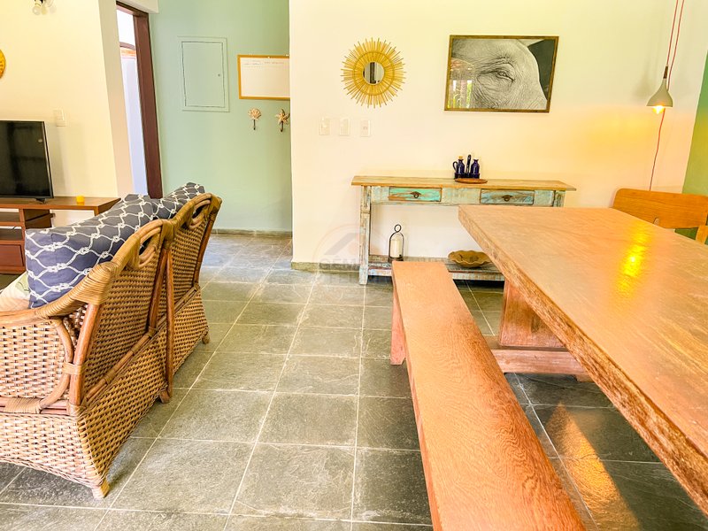 Casa fora de condomínio com 4 quartos na Praia de Barra do Una  São Sebastião - 