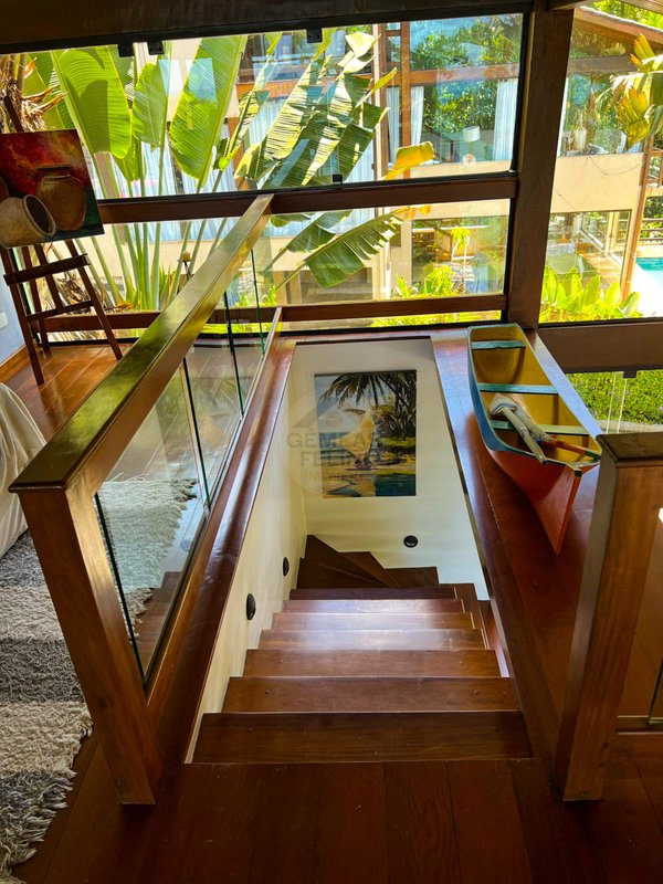 Casa Vista Mar na Praia de Juquehy no Canto Nobre da Praia - LOCAÇÃO ANUAL - São Sebastião - 