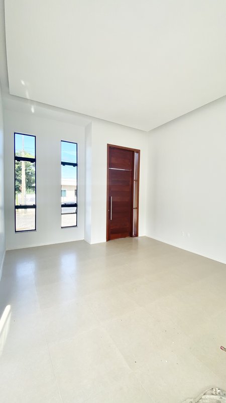 CASA DE ALTO PADRÃO DE 1 SUÍTE + 2 DORMITÓRIOS  NA GUABIRUBA - Guabiruba - 
