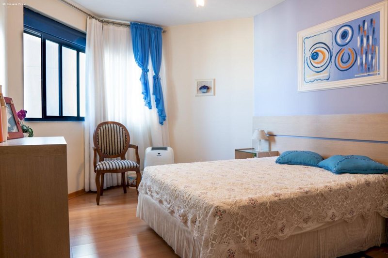 Apartamento 4 dormitórios para Venda em Balneário Camboriú, Centro, 4 dormitórios, 2 suíte  Balneário Camboriú - 