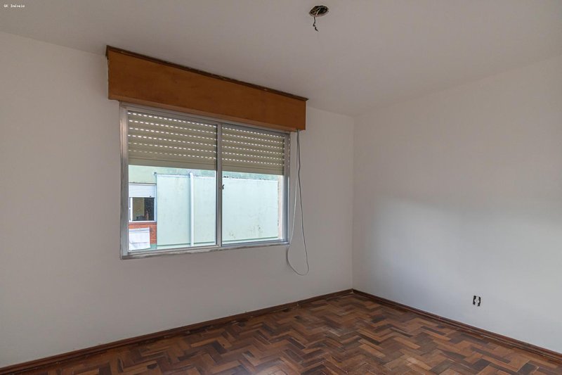 Apartamento 4 dormitórios para Venda em Porto Alegre, Cristal, 4 dormitórios, 1 banheiro,  Porto Alegre - 