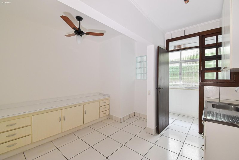 Apartamento 2 dormitórios para Venda em Porto Alegre, Independência, 2 dormitórios, 1 banh  Porto Alegre - 