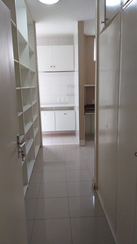 Apartamento à venda 4 Quartos, Bela Vista, SP   4 Quartos 1 suite 2 vagas 238m útil Rua Haddock Lobo São Paulo - 