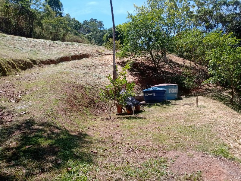 CHACARA COM 5.800 METROS EM SÃO JOSÉ DOS CAMPOS SP - São José dos Campos - 
