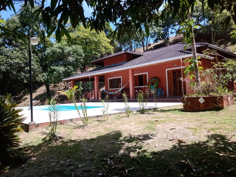CHACARA COM 5.800 METROS EM SÃO JOSÉ DOS CAMPOS SP - São José dos Campos - 