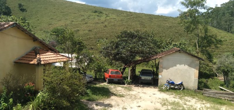 SITIO COM 5 ALQUEIRES EM SÃO JOSÉ DOS CAMPOS SP - São José dos Campos - 