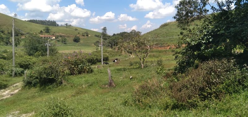 SITIO COM 5 ALQUEIRES EM SÃO JOSÉ DOS CAMPOS SP - São José dos Campos - 