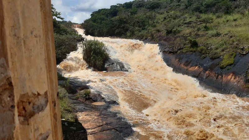 FAZENDA COM 107 ALQUIRES EM POUSO ALEGRE MG - Pouso Alegre - 