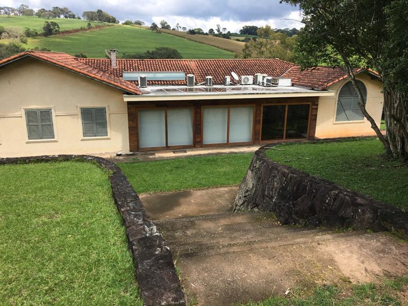 FAZENDA COM 107 ALQUIRES EM POUSO ALEGRE MG - Pouso Alegre - 