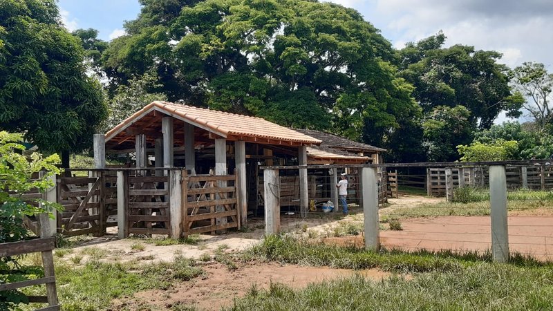 FAZENDA COM 107 ALQUIRES EM POUSO ALEGRE MG - Pouso Alegre - 