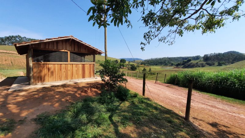 SITIO COM 25 ALQUEIRES EM REDENÇÃO DA SERRA SP - REDENCAO DA SERRA - 