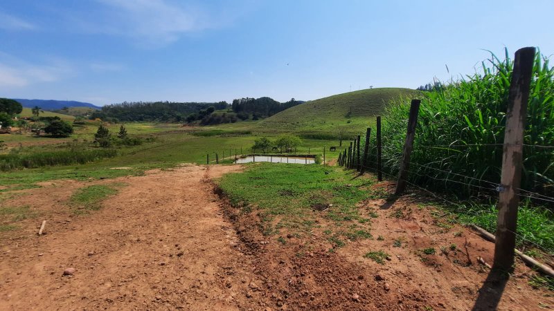 SITIO COM 25 ALQUEIRES EM REDENÇÃO DA SERRA SP - REDENCAO DA SERRA - 