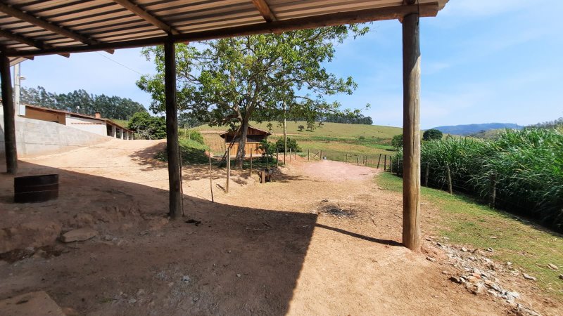SITIO COM 25 ALQUEIRES EM REDENÇÃO DA SERRA SP - REDENCAO DA SERRA - 