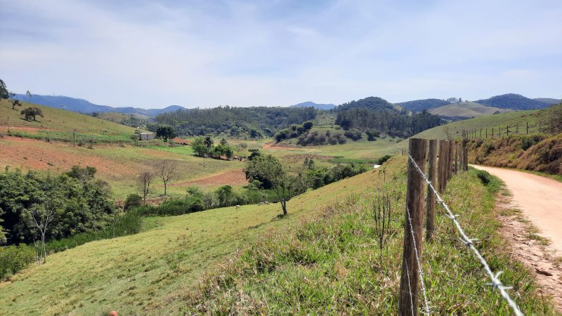 SITIO COM 25 ALQUEIRES EM REDENÇÃO DA SERRA SP - REDENCAO DA SERRA - 