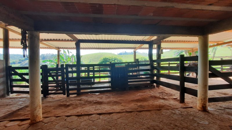 SITIO COM 25 ALQUEIRES EM REDENÇÃO DA SERRA SP - REDENCAO DA SERRA - 