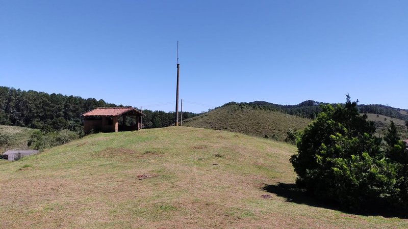 FAZENDA COM 83 ALQUEIRES EM DELFIM MOREIRA/MINAS GERAIS - DELFIM MOREIRA - 