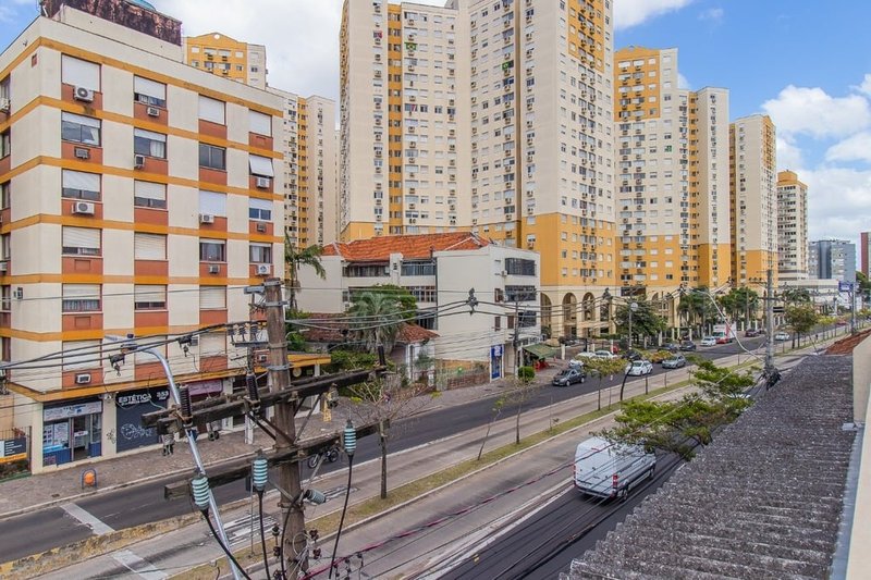 Apartamento Edificio Joelchris Apto 101 89m² 1D Bento Gonçalves Porto Alegre - 