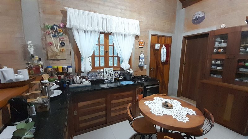 CHACARA EM CONDOMINIO COM 1.440 M² EM SANTO ANTONIO DO PINHAL SP - Santo Antônio do Pinhal - 