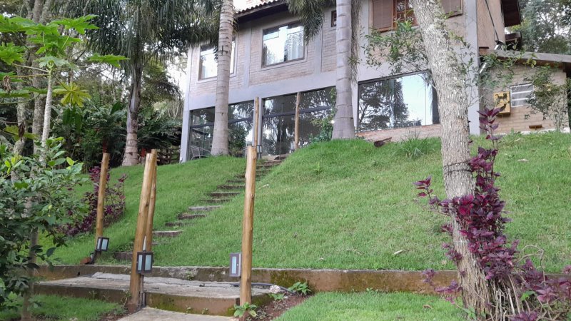 CHACARA EM CONDOMINIO COM 1.440 M² EM SANTO ANTONIO DO PINHAL SP - Santo Antônio do Pinhal - 