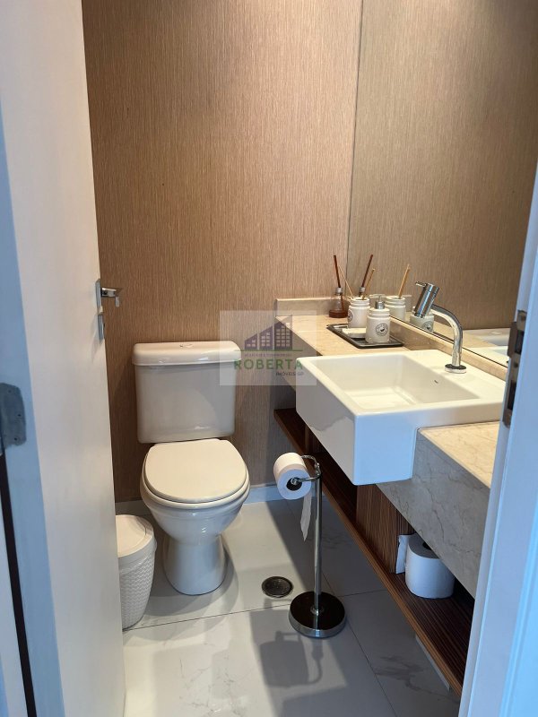 APARTAMENTO À VENDA EM PARQUE DO MORUMBI COM 3 DORMITÓRIOS Avenida Dona Helena Pereira de Moraes São Paulo - 