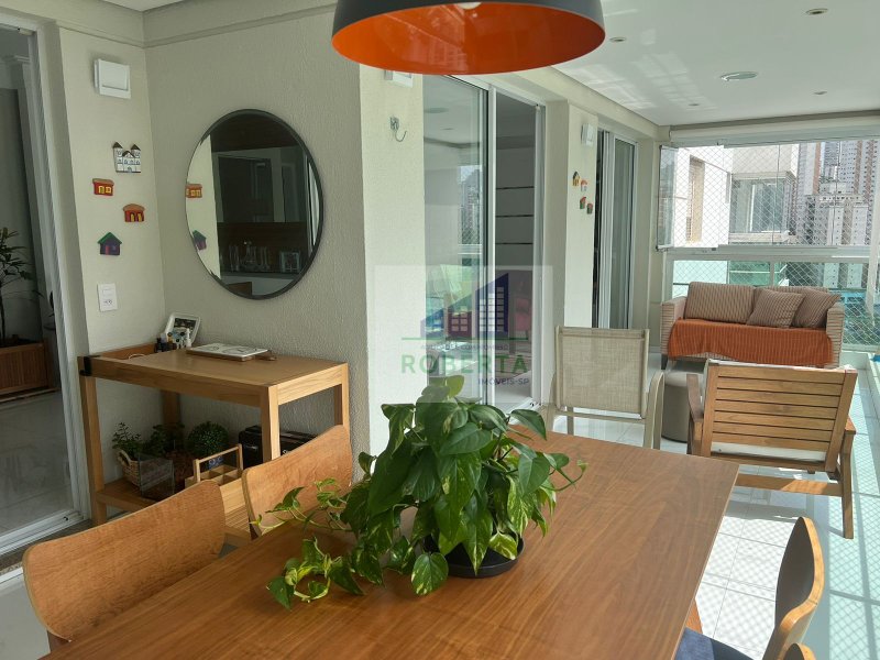 APARTAMENTO À VENDA EM PARQUE DO MORUMBI COM 3 DORMITÓRIOS Avenida Dona Helena Pereira de Moraes São Paulo - 