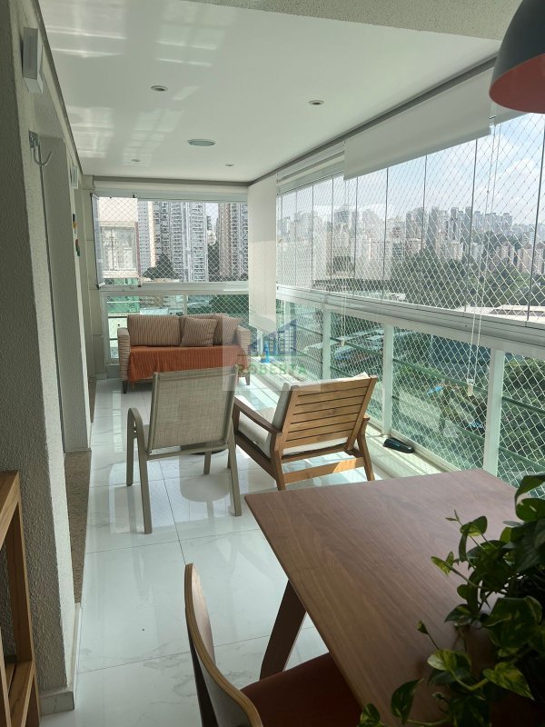 APARTAMENTO À VENDA EM PARQUE DO MORUMBI COM 3 DORMITÓRIOS Avenida Dona Helena Pereira de Moraes São Paulo - 
