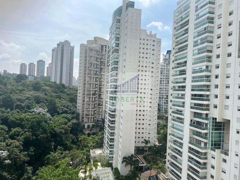 APARTAMENTO À VENDA EM PARQUE DO MORUMBI COM 3 DORMITÓRIOS Avenida Dona Helena Pereira de Moraes São Paulo - 