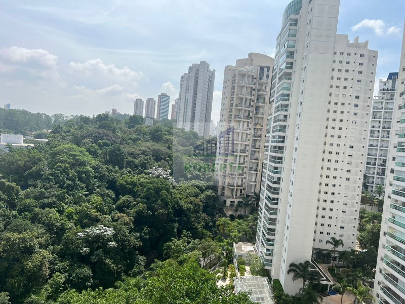 APARTAMENTO À VENDA EM PARQUE DO MORUMBI COM 3 DORMITÓRIOS Avenida Dona Helena Pereira de Moraes São Paulo - 