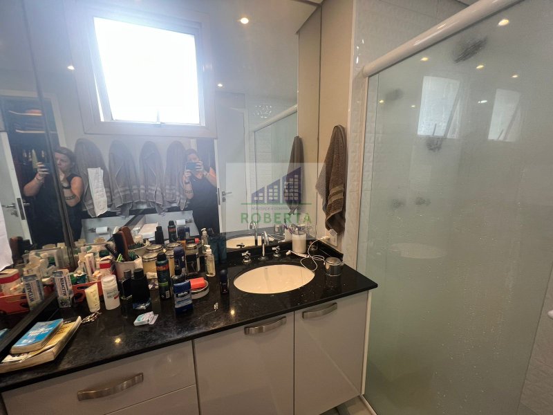 APARTAMENTO À VENDA EM PARQUE DO MORUMBI COM 3 DORMITÓRIOS Avenida Dona Helena Pereira de Moraes São Paulo - 