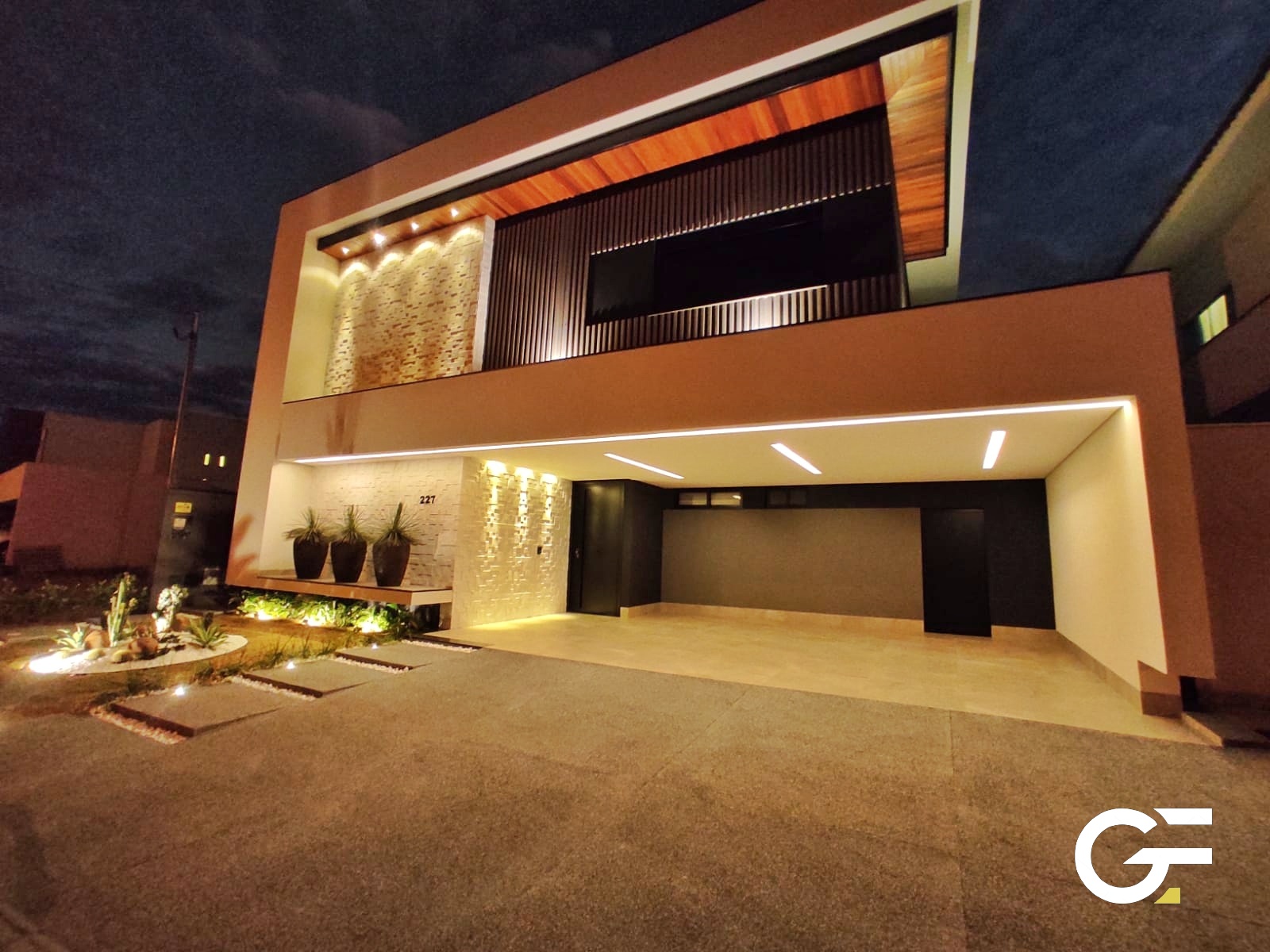 DAMHA II - DUPLEX ALTO LUXO  Campo Grande - 