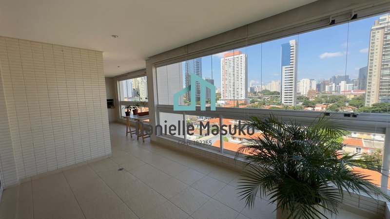 Lindíssimo Apartamento com 234m² - Hall Privativo - 04 Suítes - 04 Vagas  São Paulo - 