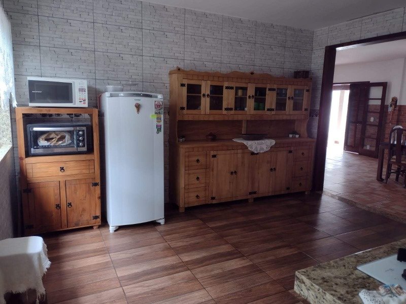 Casa 3 dormitórios 140m² 3 vagas Iguabinha  Araruama/RJ  Araruama - 