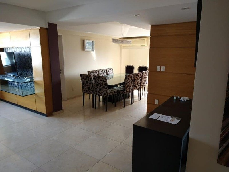 Cobertura 6 dormitórios 5 suítes 230m² 2 vagas Gracas Recife/PE  Recife - 