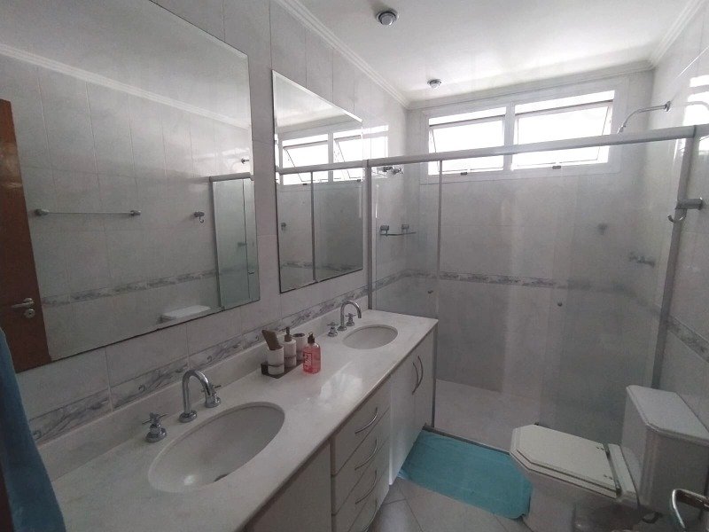 Apartamento 3 dormitórios 1 suíte 215m² 2 vagas Itaim Bibi Sao Paulo/SP  São Paulo - 