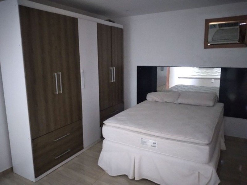 Casa 3 dormitórios 1 suíte 250m² 1 vaga Balneario Sao Pedro Sao Pedro da Aldeia/RJ  São Pedro da Aldeia - 