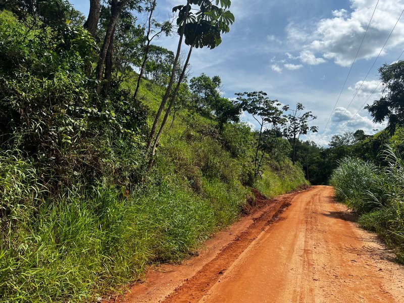 AREA COM 22.560 METROS EM JAMBEIRO SP - JAMBEIRO - 