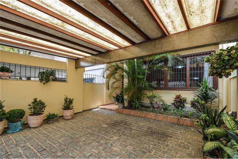 Casa a venda no Planalto Paulista - 3 dormitórios 190m² Piassanguaba São Paulo - 