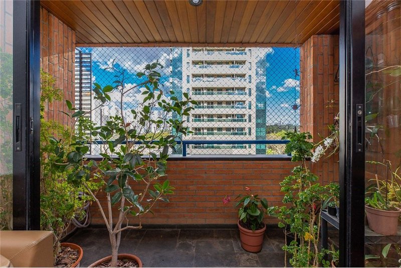 Apartamento a venda no Brooklin Paulista - 3 dormitórios 126m² Barão do Triunfo, São Paulo - 