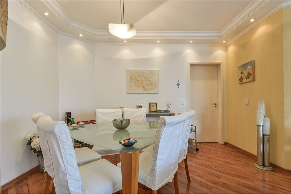 Apartamento à venda com 3 quartos, 115m² - Foto 4