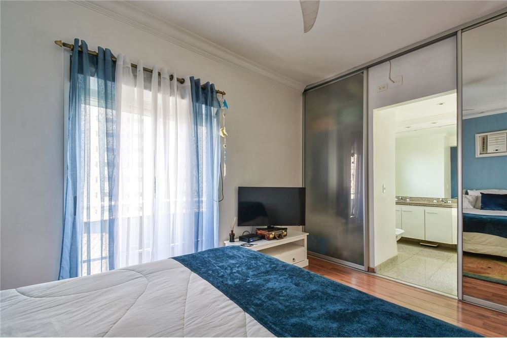 Apartamento à venda com 3 quartos, 115m² - Foto 23