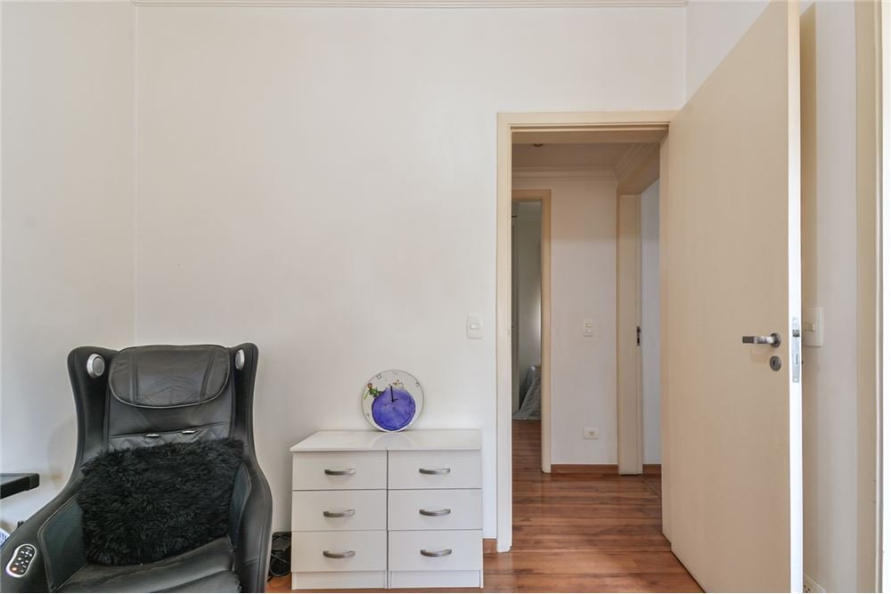 Apartamento à venda com 3 quartos, 115m² - Foto 29