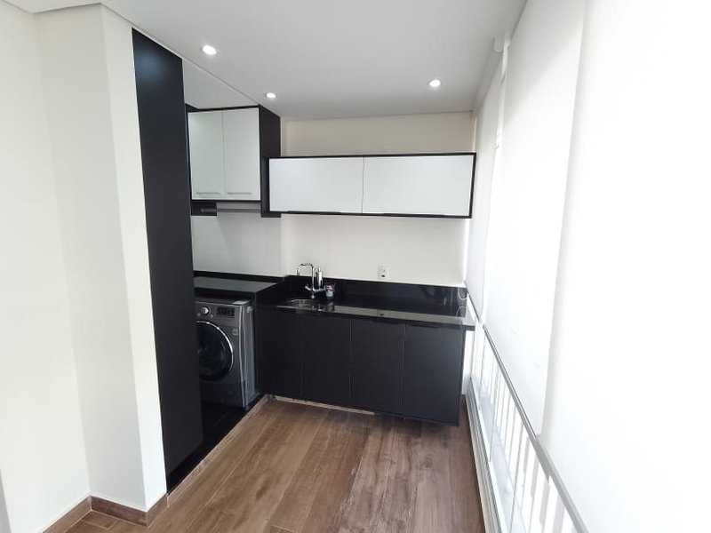 Apartamento mobiliado para venda com 64m², 02 dormitórios, 02 banheiros e 01 vaga Rua Abagiba São Paulo - 